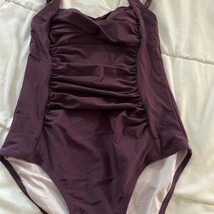 Cupshe Women's One-Piece Swimsuit in Rich Plum